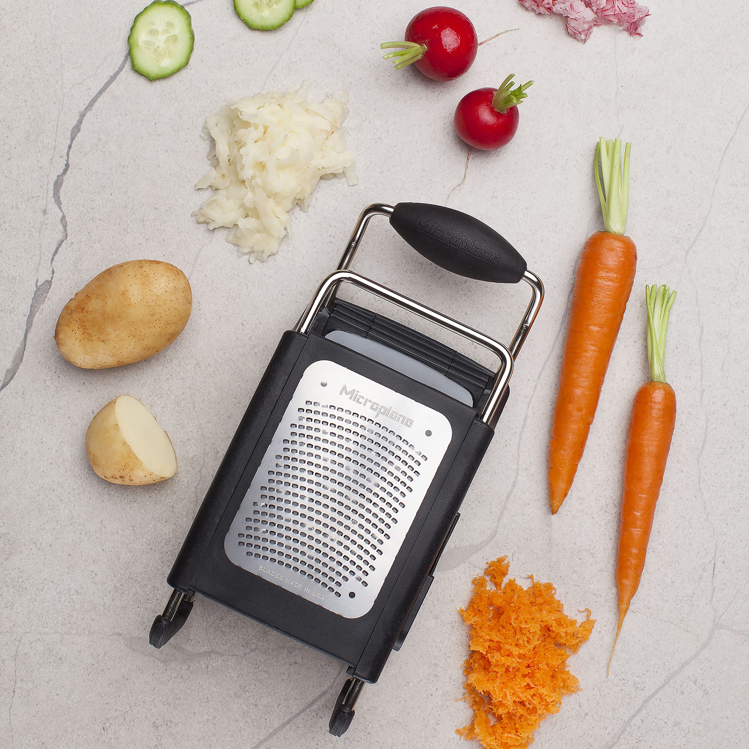 Microplane mango ergonómico, diseño cómodo para uso prolongado.
