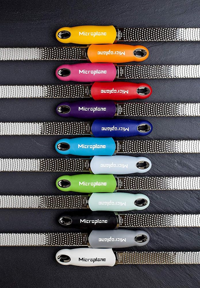 Microplane Premium Classic soporte magnético facilita el almacenamiento seguro.