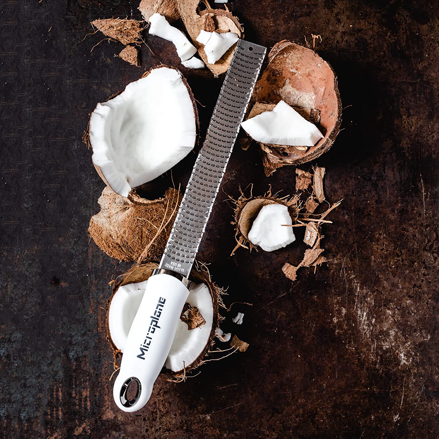 Microplane Premium Classic: barra magnética para cuchillos para almacenamiento práctico.
