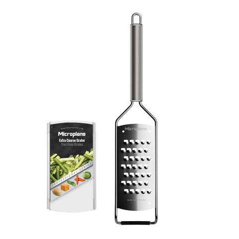 Microplane rallador extra grueso de acero inoxidable para queso y verduras con resultados consistentes.