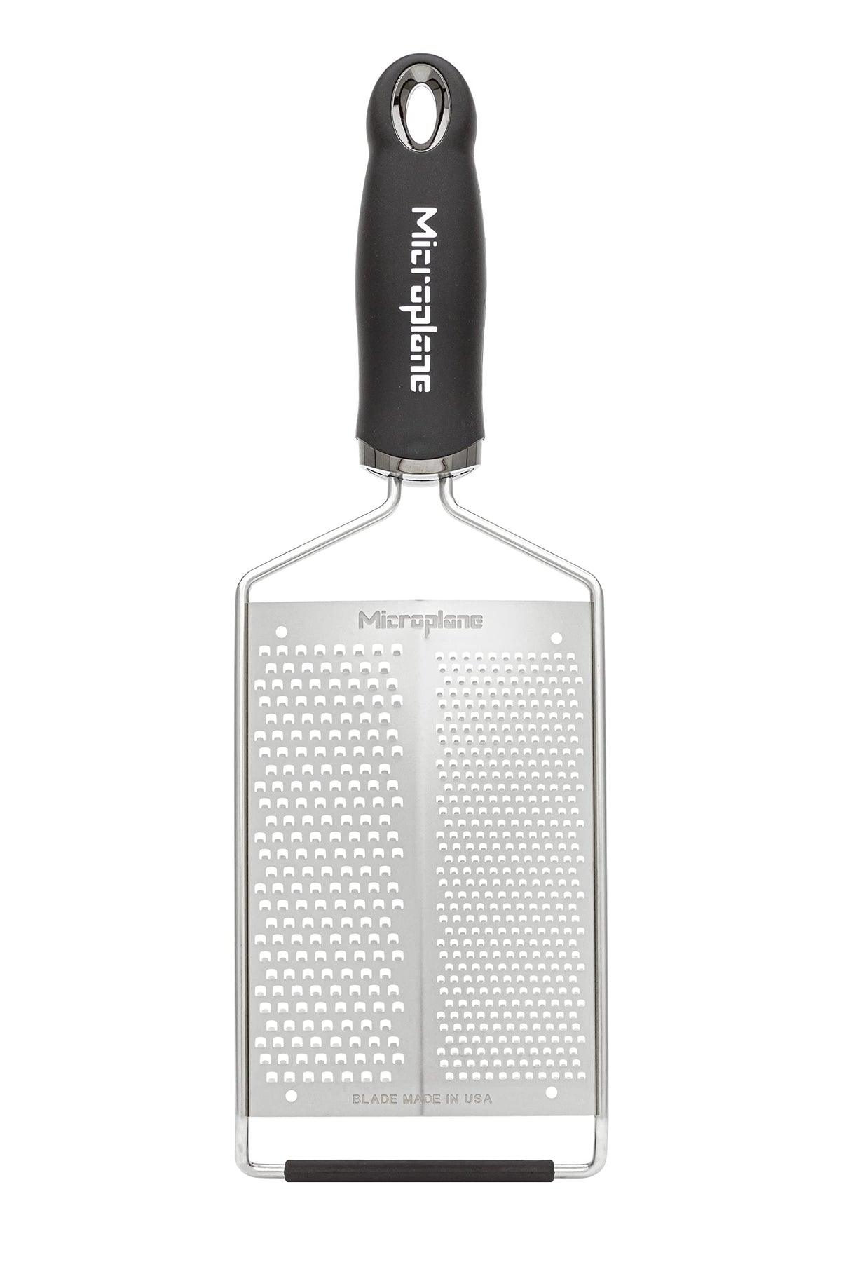 Microplane rallador dual con hojas finas para parmesano, sabor intenso y textura perfecta.