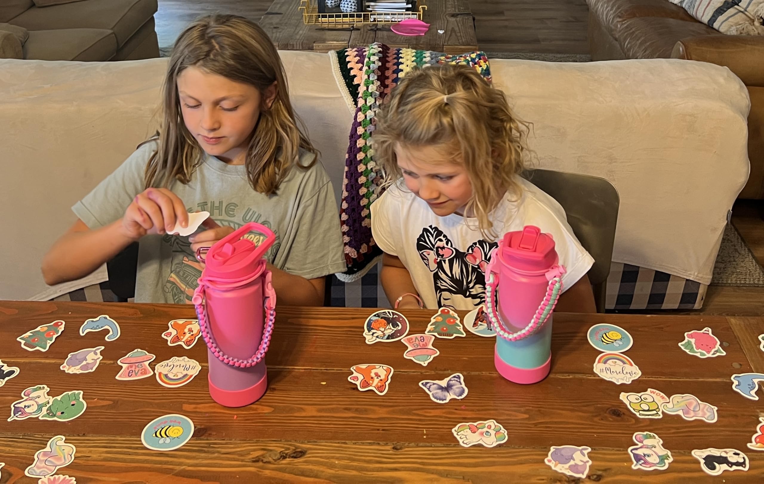 Mininoo botella para niños, doble aislamiento que mantiene la bebida fría