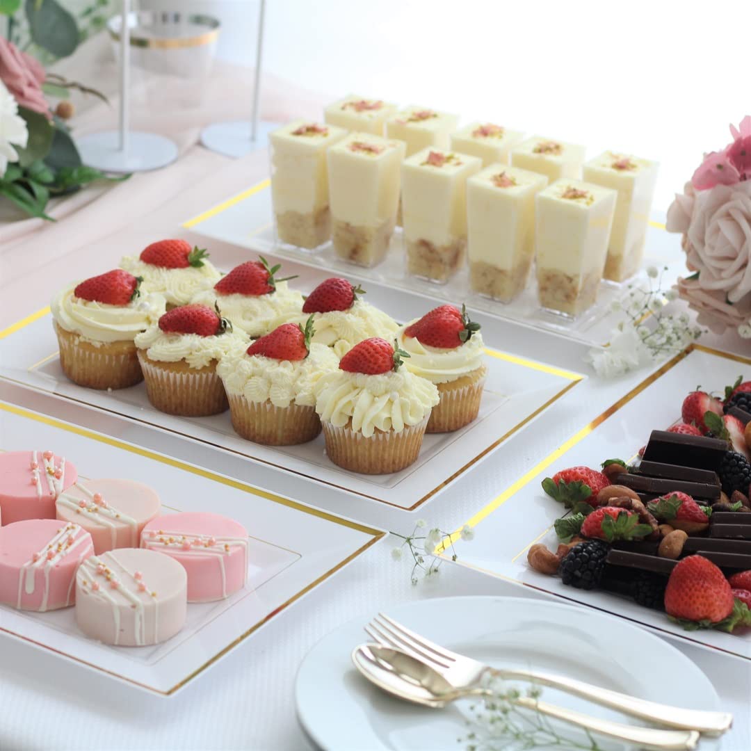 Platos Mint Living blancos con borde dorado perfectos para mesas de postres