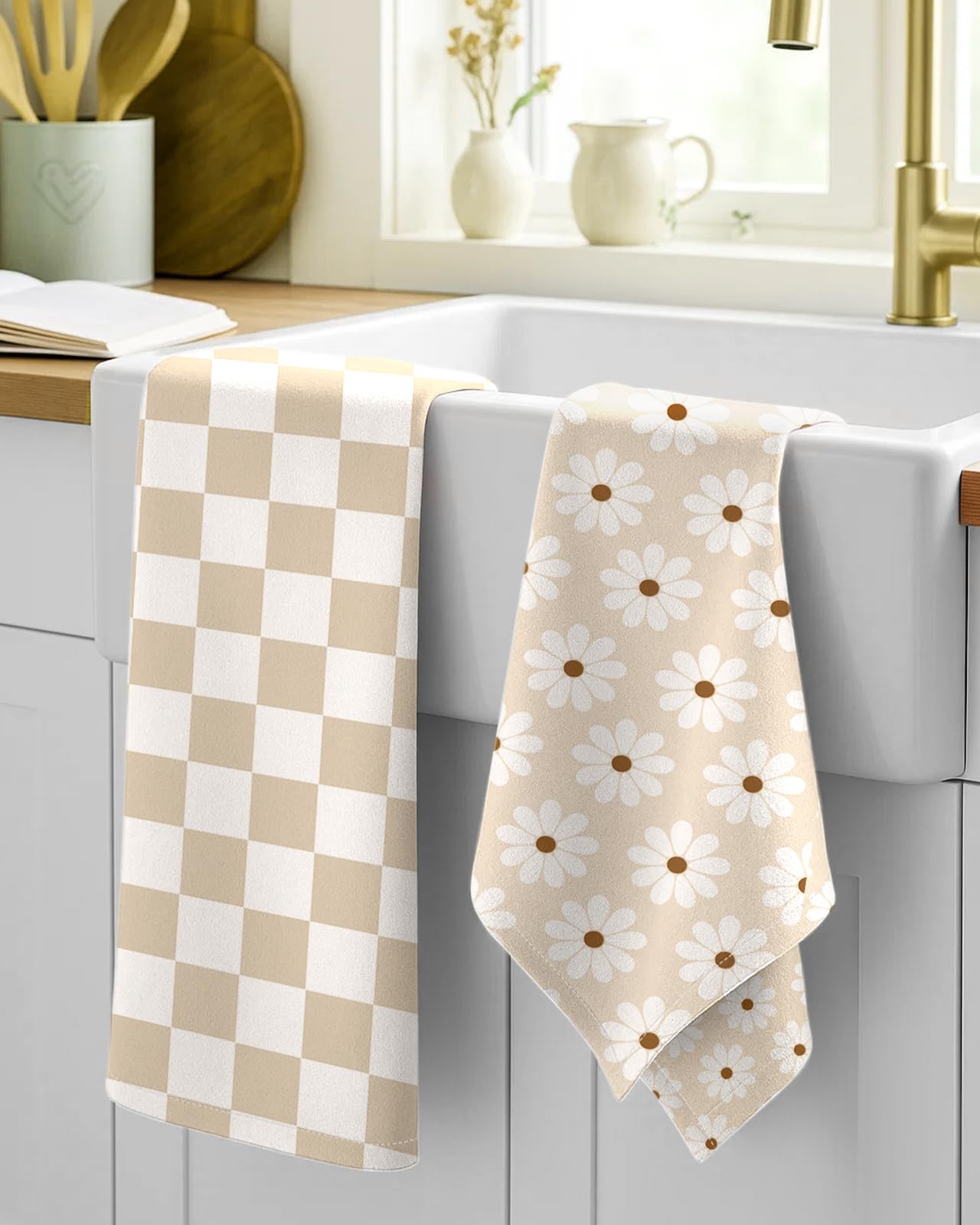 Miss Adola, diseño moderno-retro con flores beige para limpiar y secar sin pelusa.