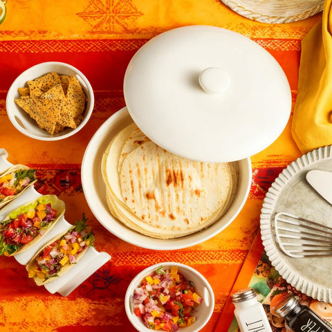missyssim ceramica blanco relieve, diseño embossado que realza la mesa