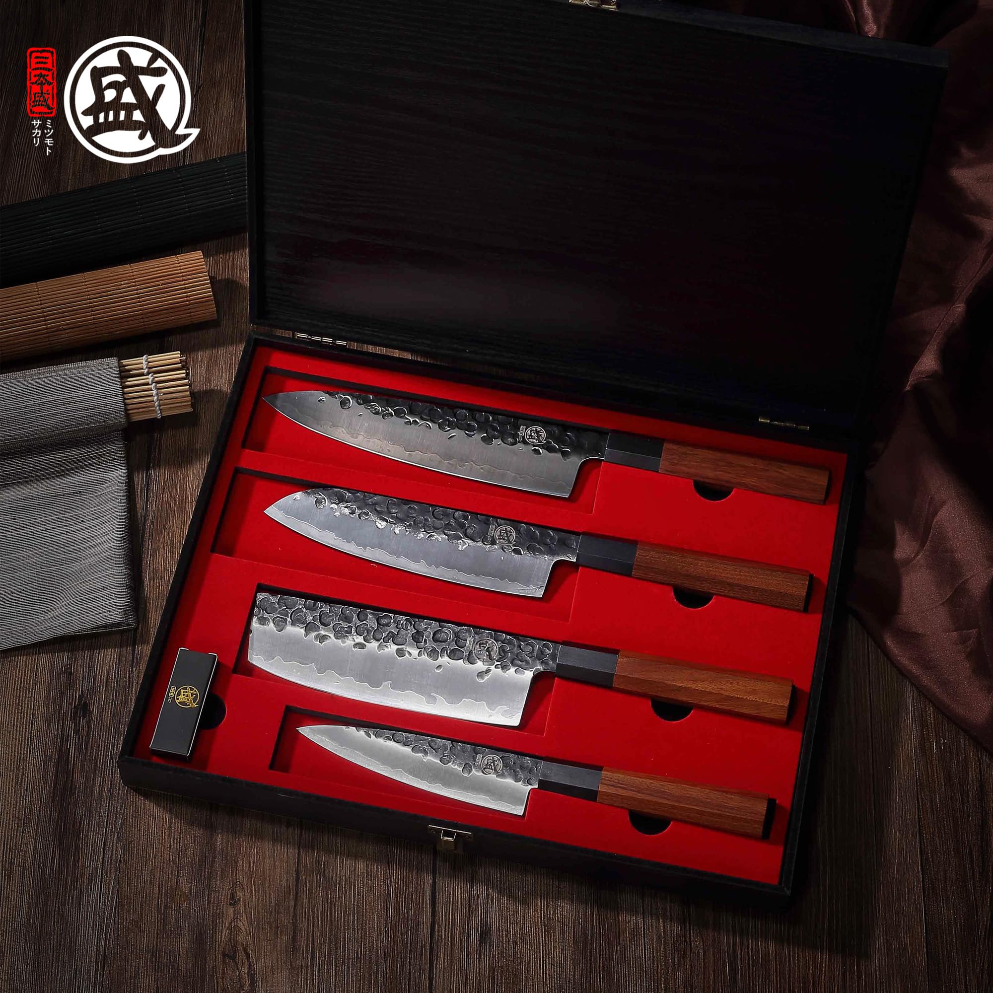 Corte preciso de verduras con cuchillo Mitsumoto Sakari