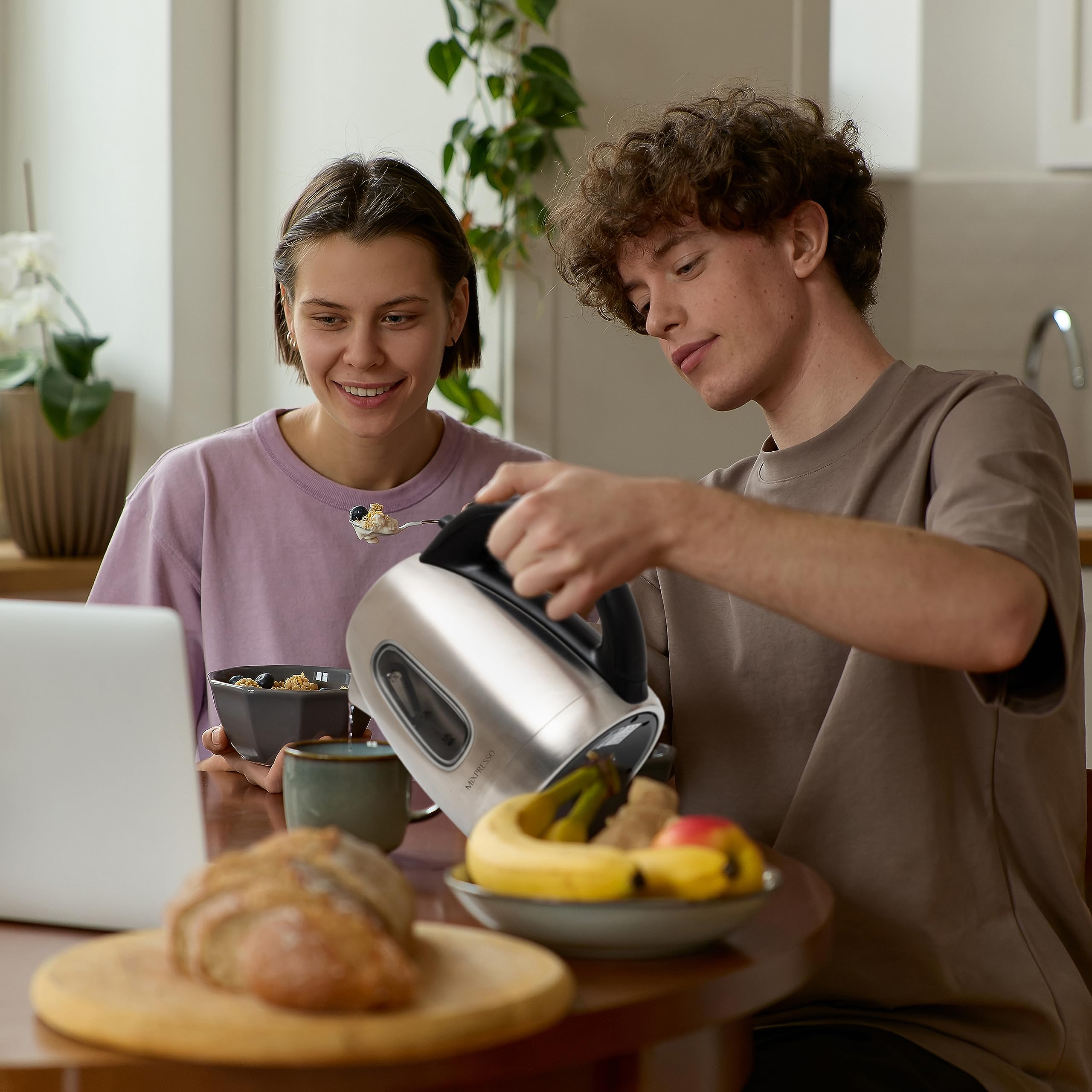 Protección de apagado automático y hervido seco en Mixpresso para seguridad.