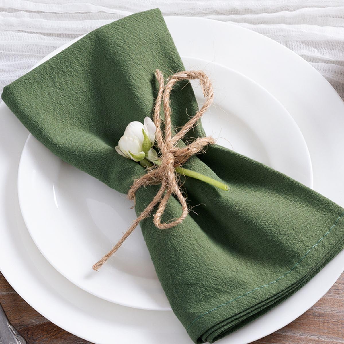 MLMC servilletas verde oliva en plano, tamaño 17x17, ideal para mesa diaria reutilizable