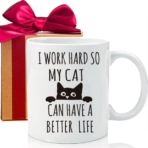 Taza MNEDLAD con frase divertida para gatos, ideal para tu café matutino.