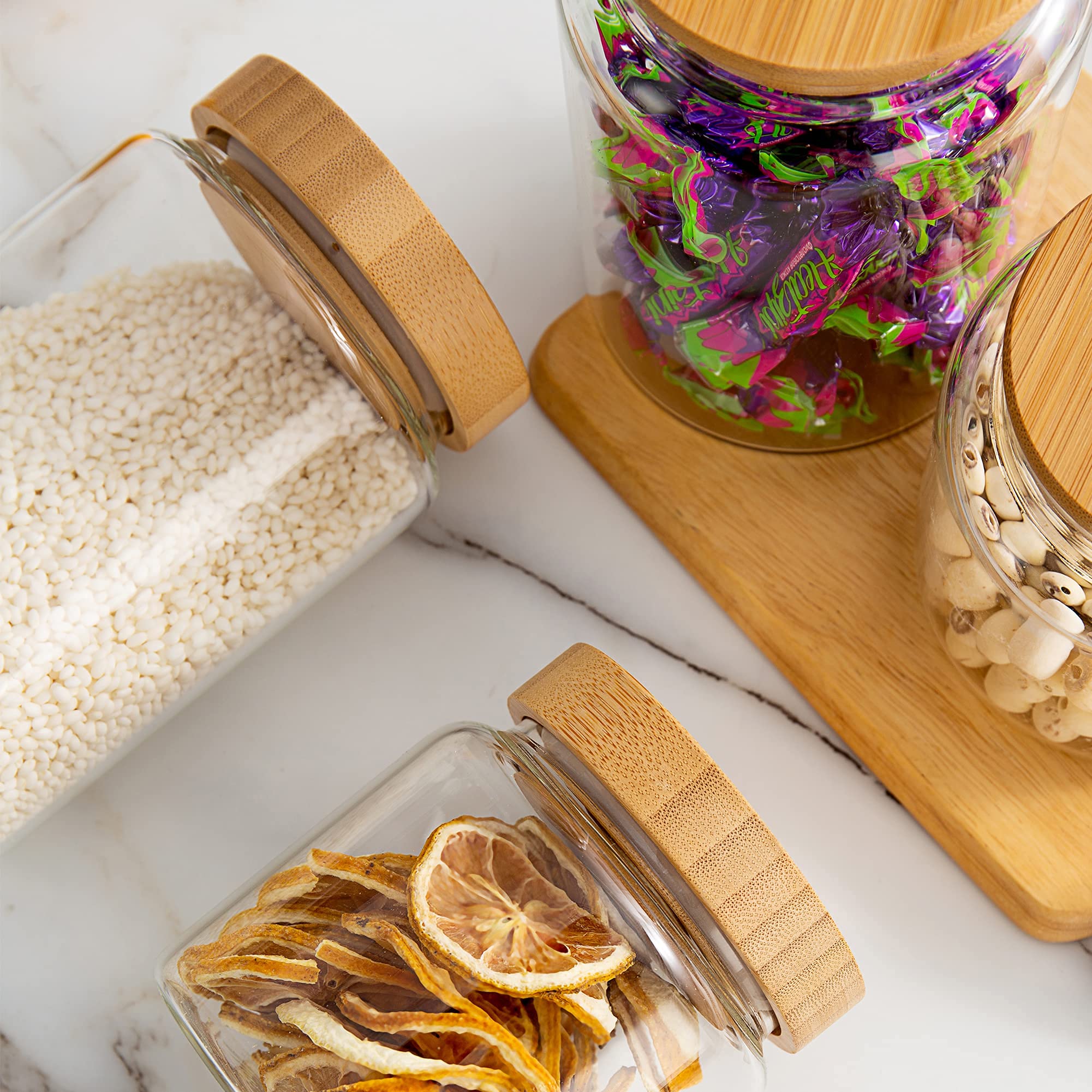 moladri uso diario en cocina para snacks y condimentos ordenados