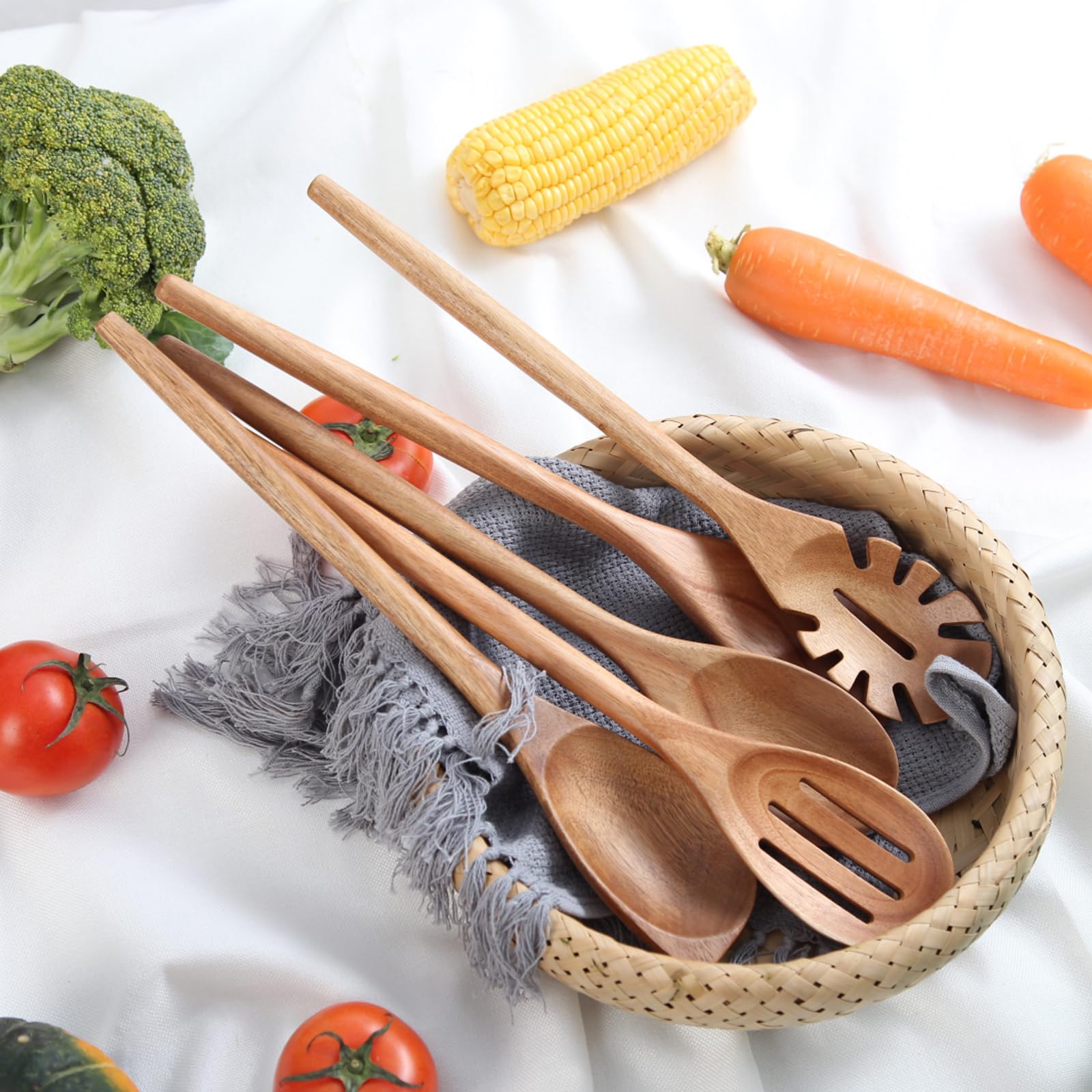 Protege superficies antiadherentes mientras cocinas con utensilios MornHalo.