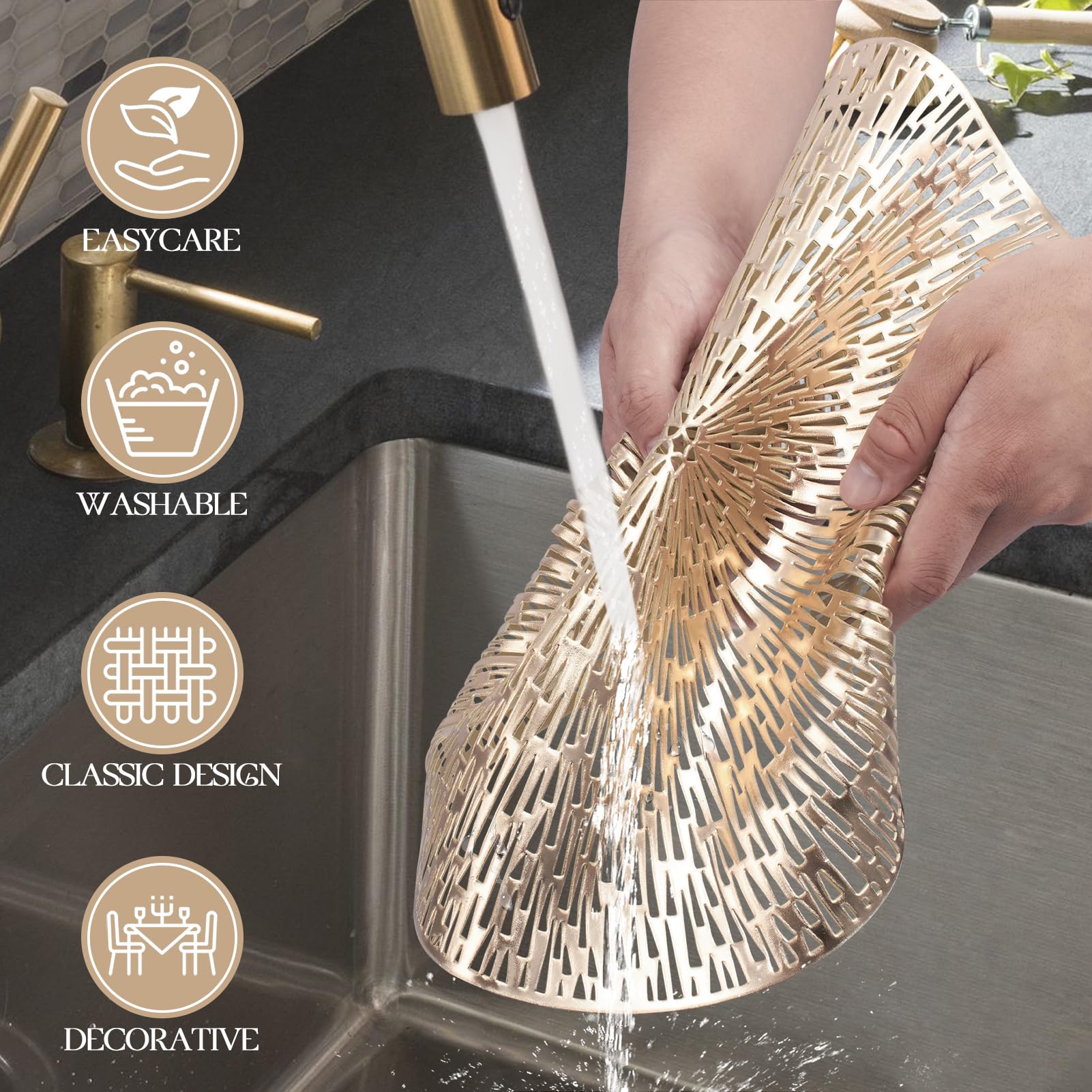 Mantel dorado MOSAYT en mesa, ideal para bodas y eventos.