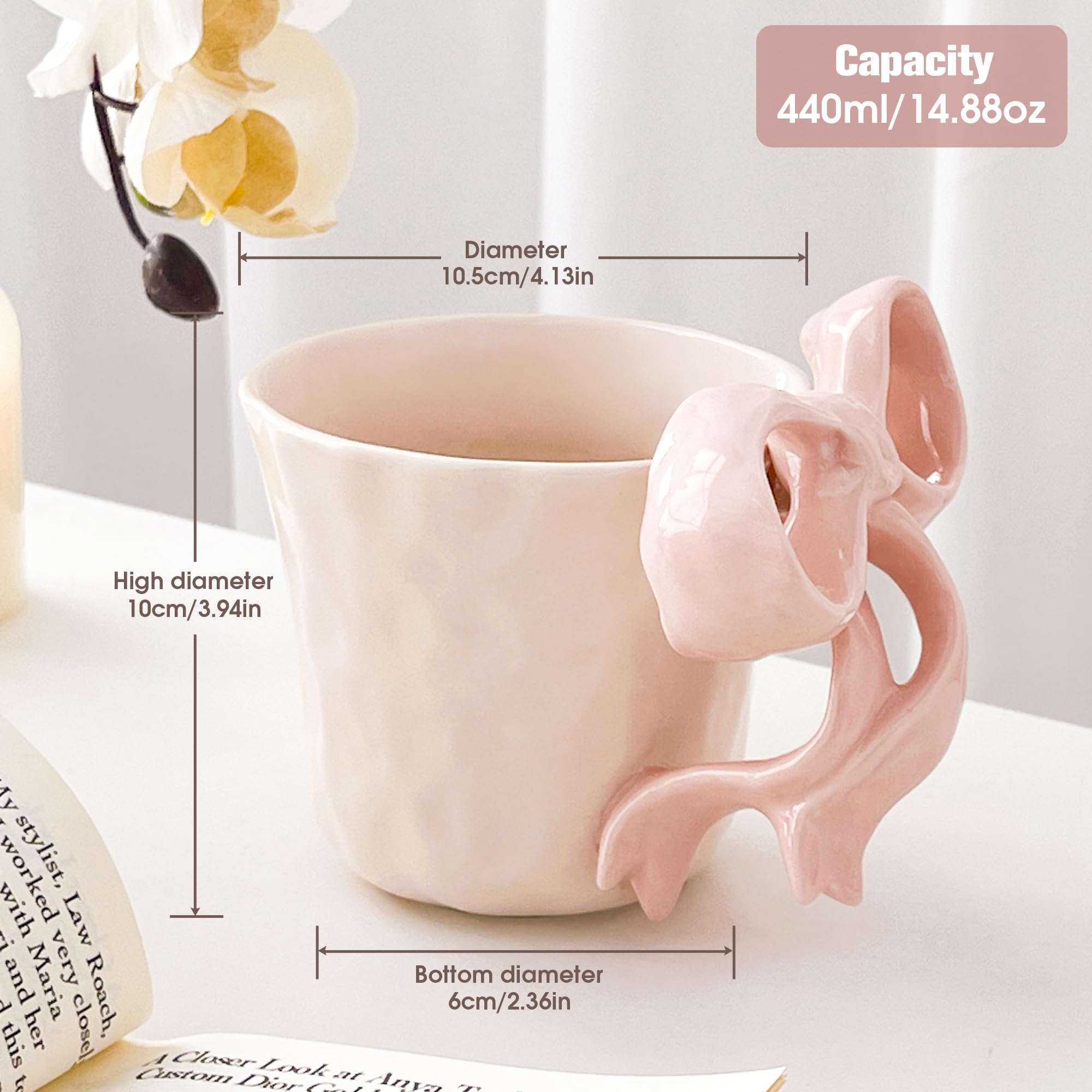 Movlen taza cerámica con lazo rosa vista frontal y diseño delicado