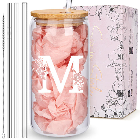 Vaso Mozaba de vidrio con monograma personalizado, ideal para regalos únicos y personales.
