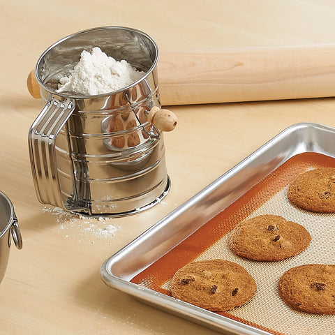 Mrs. Anderson’s Baking, manivela de madera para tamizado cómodo.