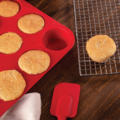 Ideal para cupcakes y popovers gracias a su diseño flexible.