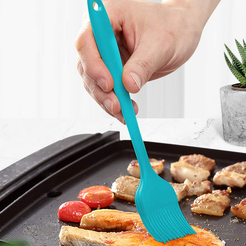 Mango ergonómico MTNZXZ ofrece agarre cómodo y control preciso.