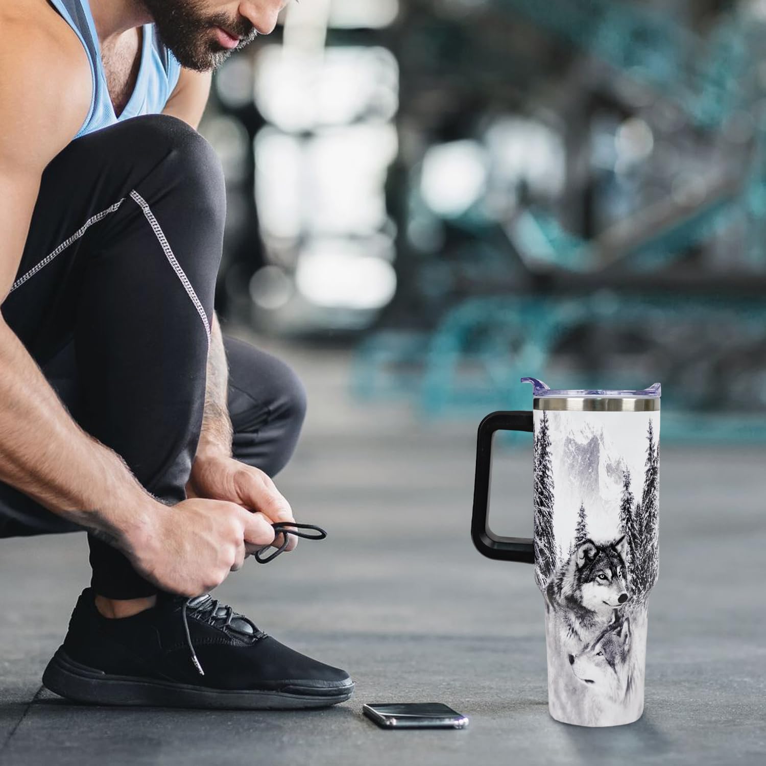 muanns Wolf Tumbler con tapa transparente, facilita ver el nivel