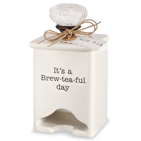 Mud Pie porta-bolsas de té cerámico blanco, vista lateral, encimera organizada.