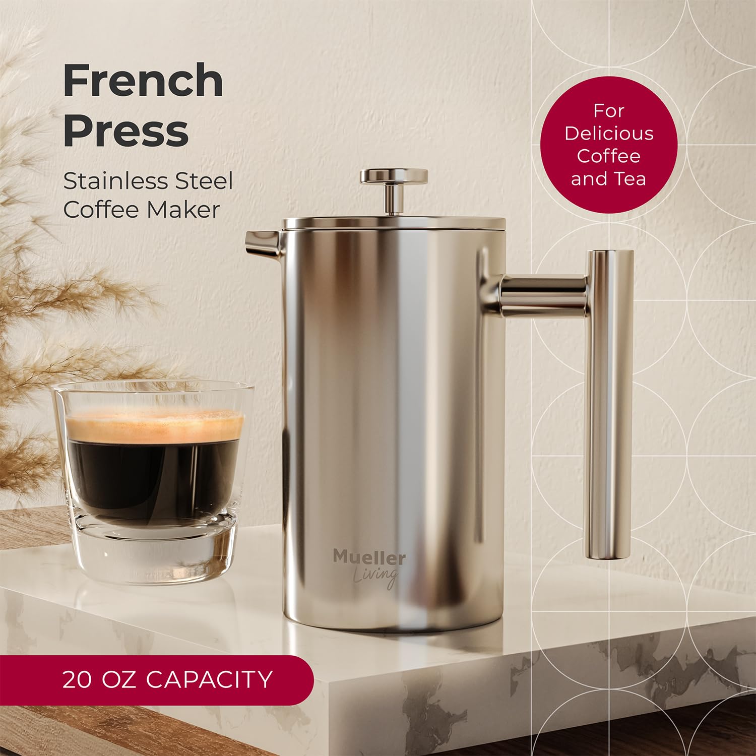 MuellerLiving Prensa Francesa 20oz libera un aroma intenso al verter.