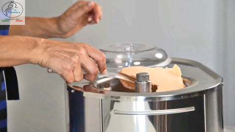 Musso Lussino carcasa de acero inoxidable facilita limpieza y durabilidad diaria