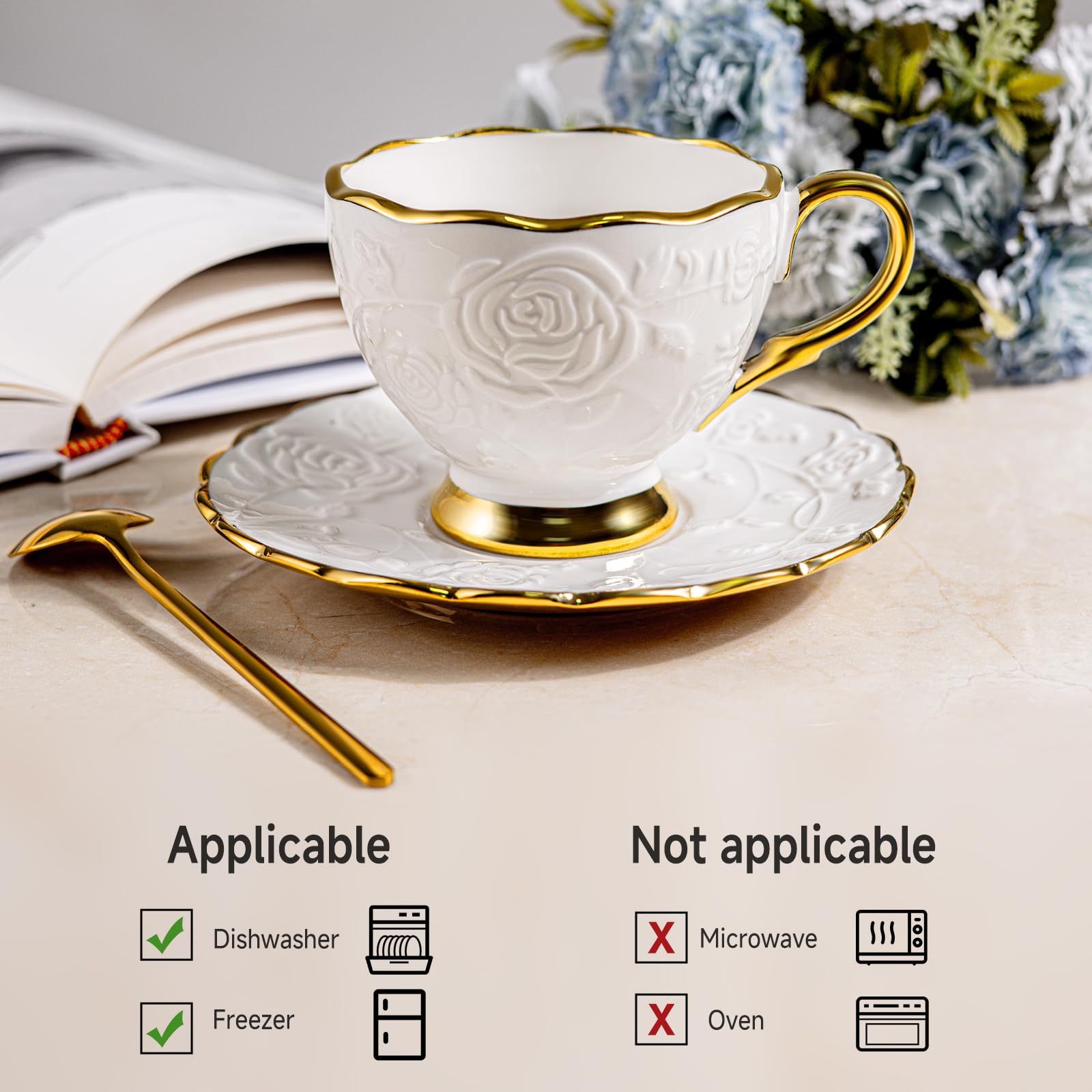 Muzizyq taza cappuccino de 7 onzas con asa dorada para un agarre cómodo.