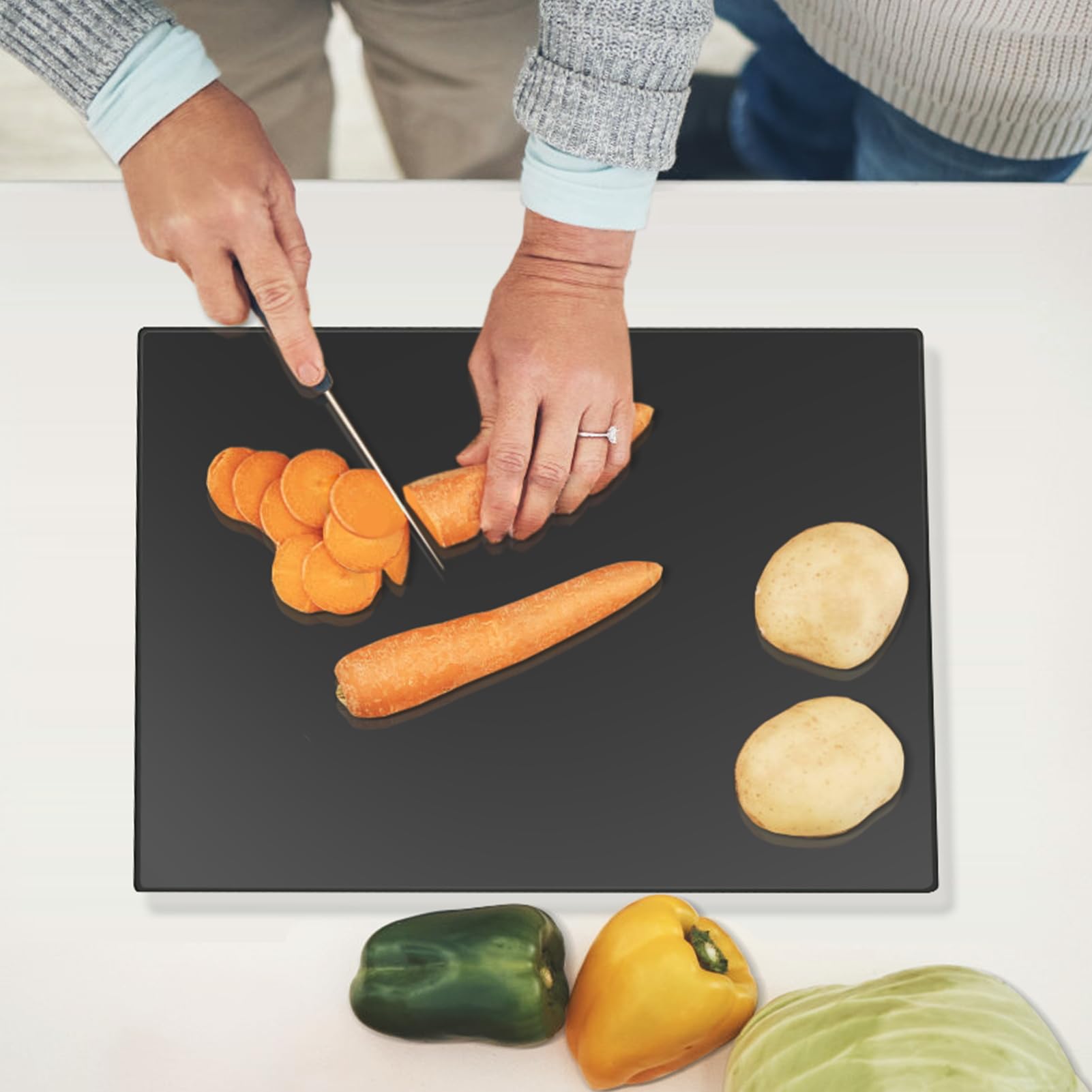 Diseño negro elegante de la tabla Mymonfif para cocinas modernas.