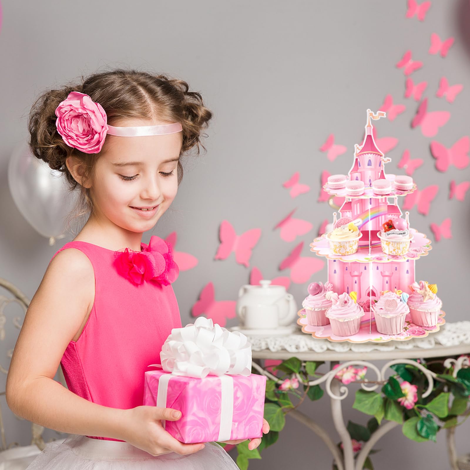 Portacupcakes princesa 3 niveles ofrece gran capacidad para dulces