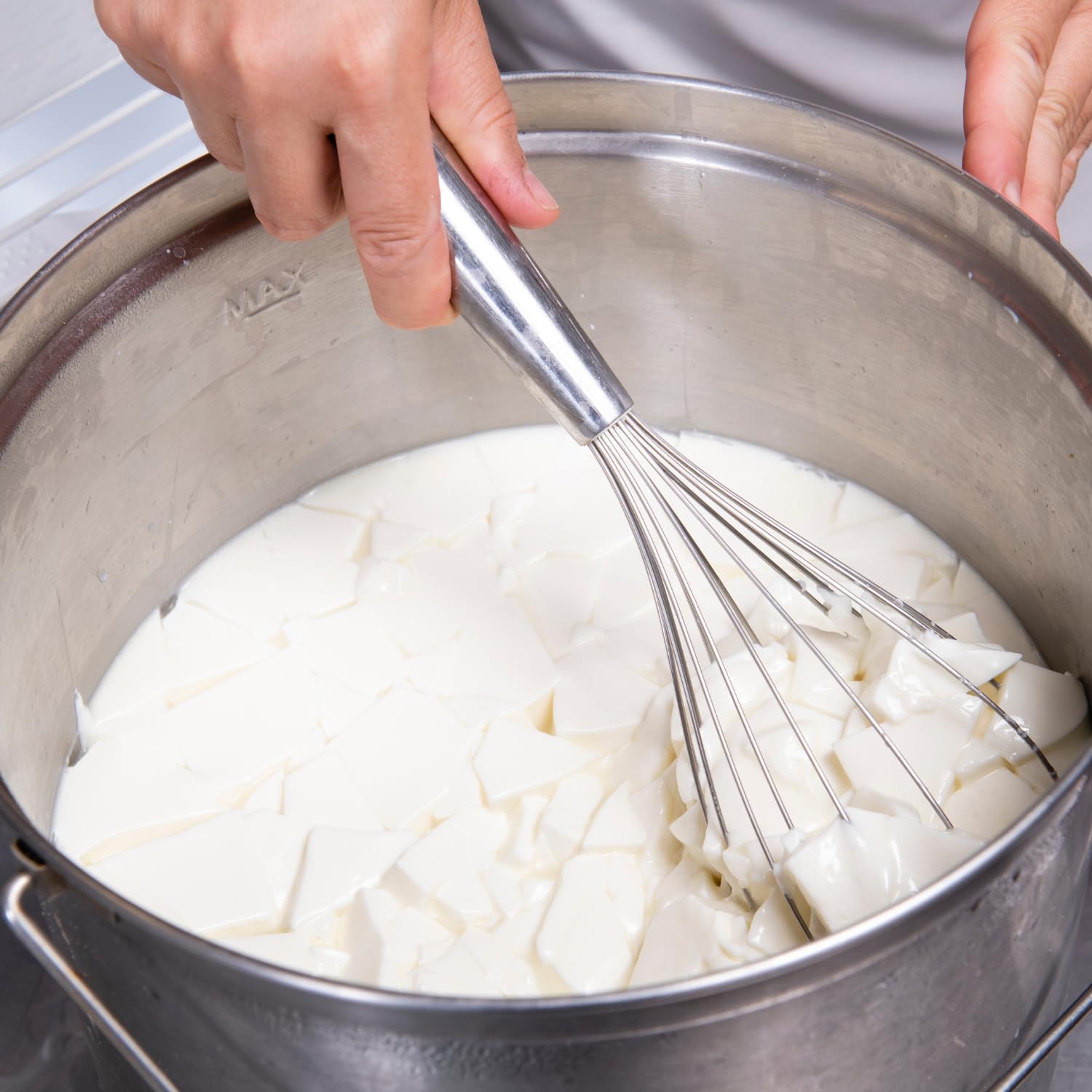 Rendimiento alto: 66–132 galones de leche convertidos en queso.