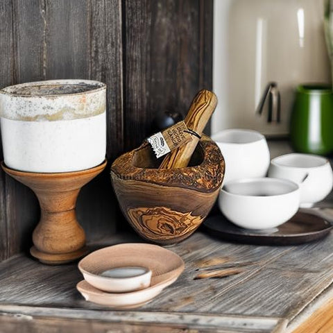 Naturally Med uso-cocina-olivo-rustico: pieza artesanal para triturar ingredientes