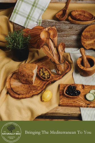 Naturally Med uso corte diario olivo: superficie estable para picar verduras.