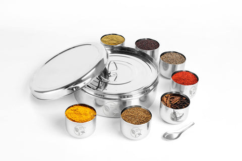 Nature's Own Masala Dabba con 7 compartimentos para especias y organización.