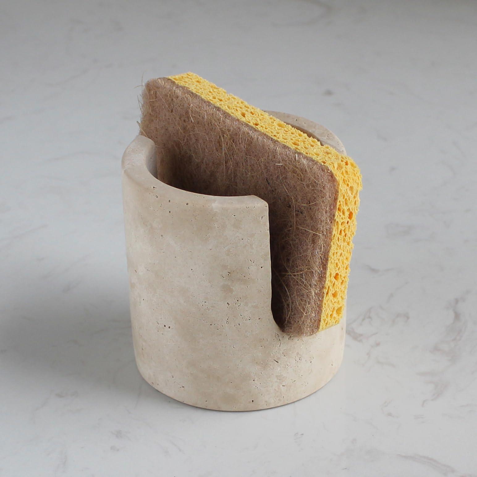 Natust estilo clásico en cocina, combina con distintos estilos y mejora la organización.