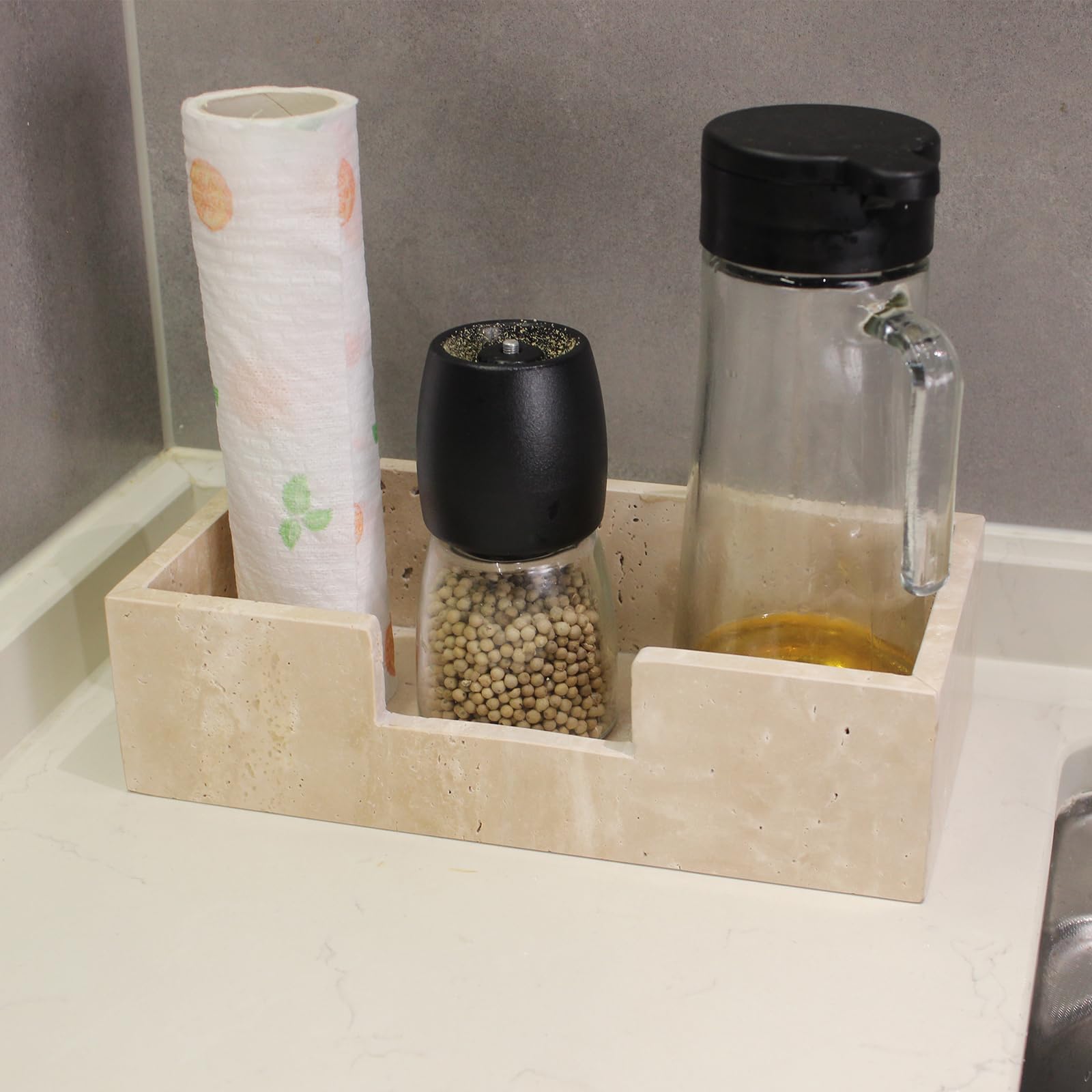 Natust detalle de textura travertino, acabado natural ideal para cocinas.