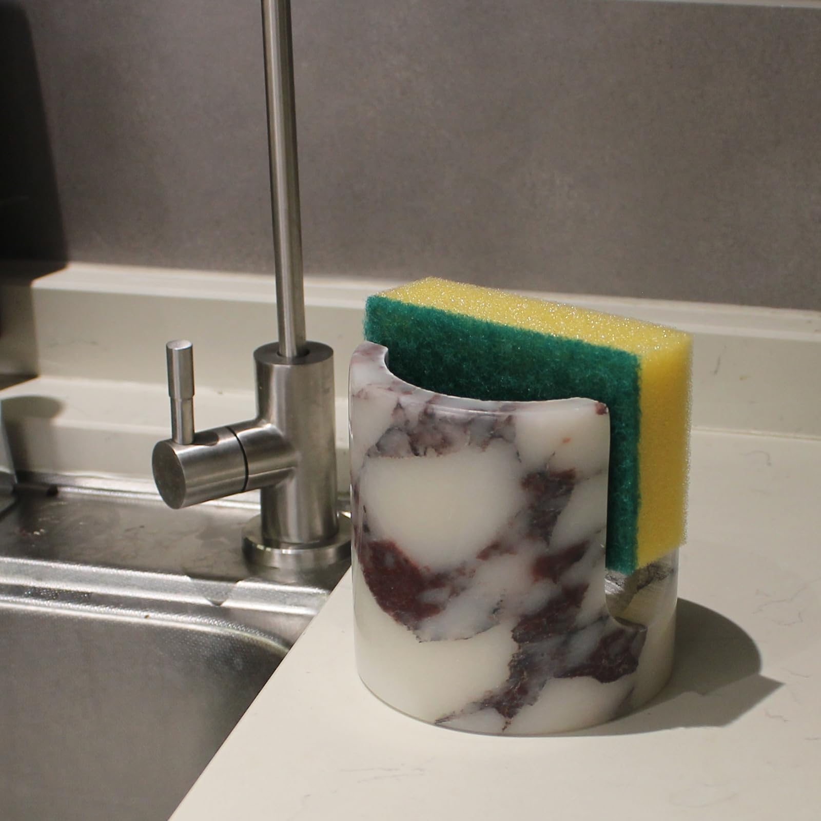Diseno elegante Nawgnail con soporte de marmol Calacatta Viola para decoracion