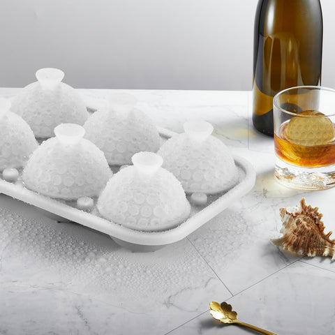 Cubo de hielo grande Nax Caki para derretimiento lento en whisky y cócteles.