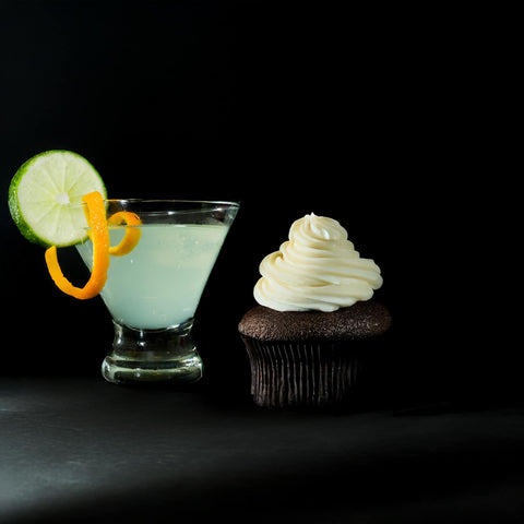 Vaso martini Necessia 8 onzas perfectas para servir postres y aperitivos
