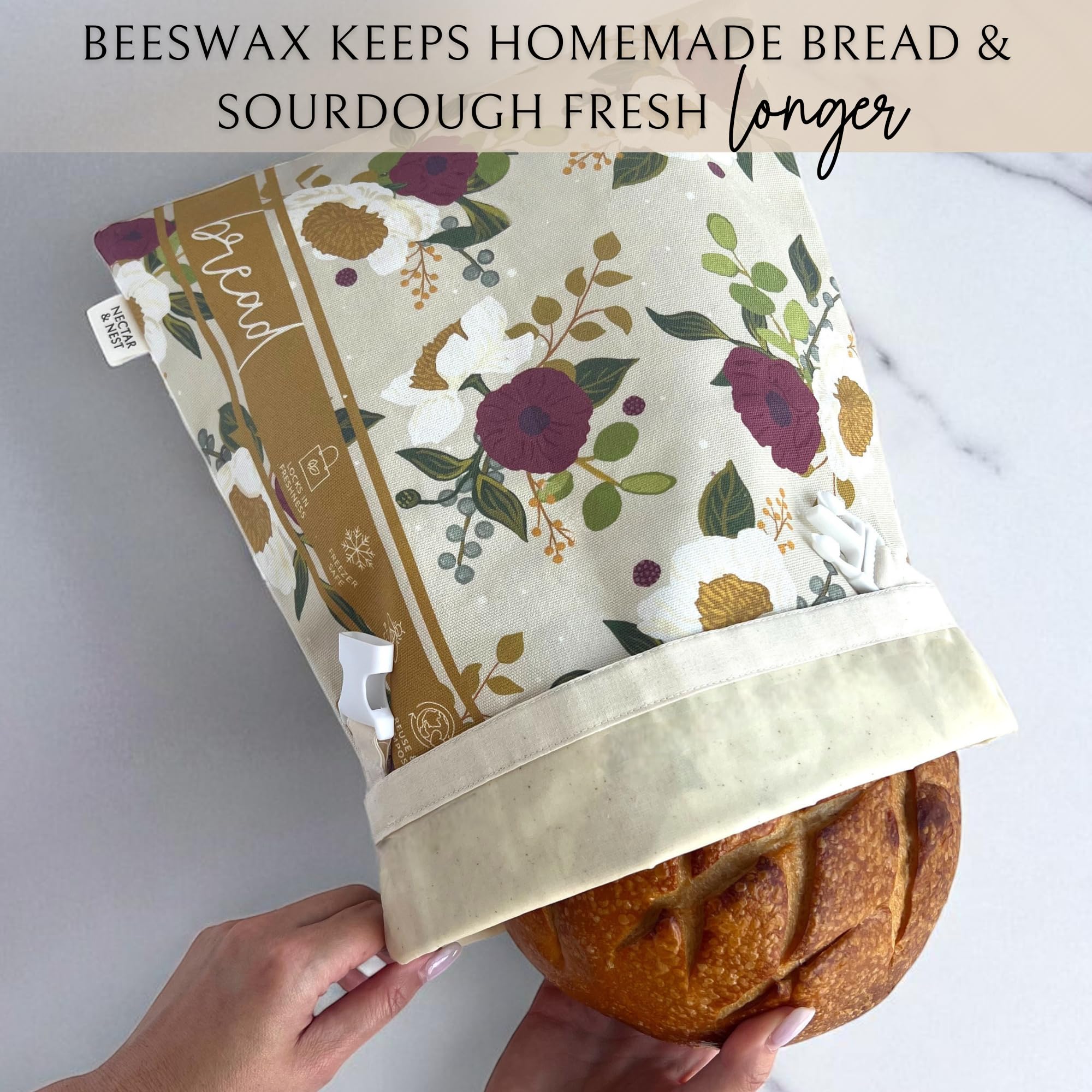 Detalle cera abeja Nectar & Nest en bolsa para pan