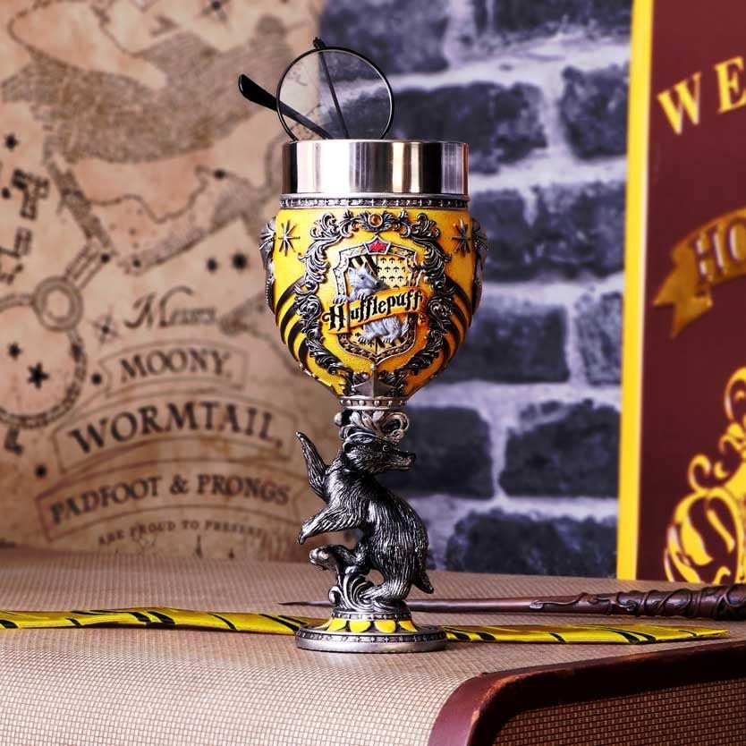 Pieza única de colección Nemesis Now, cáliz Hufflepuff para display