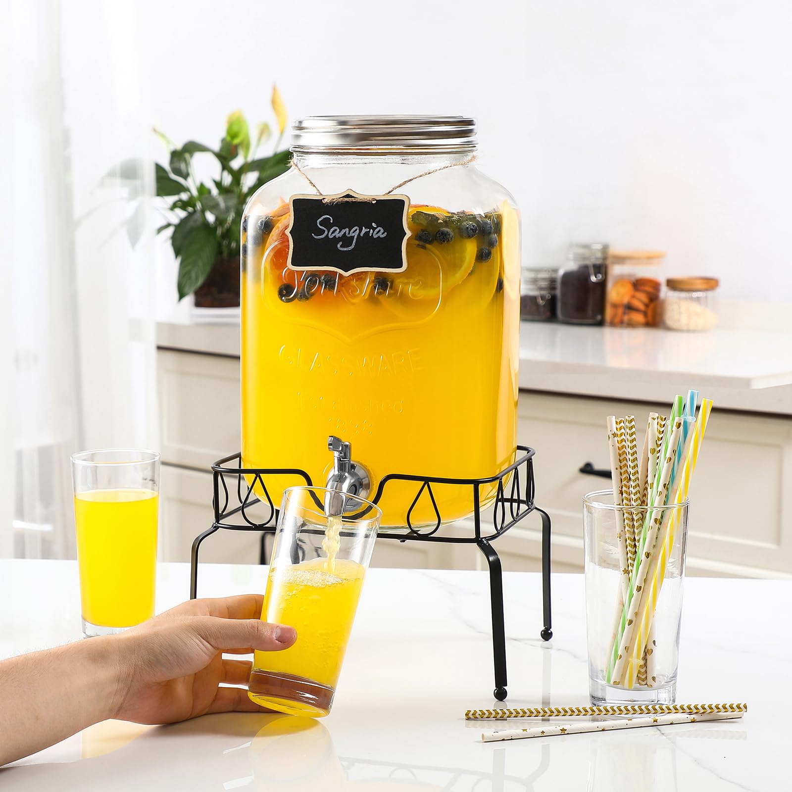 Incluye etiqueta de pizarra y grifo para personalizar bebidas NETANY
