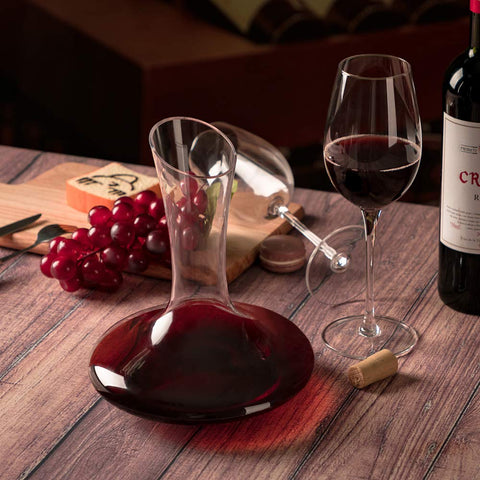 YouYah decantador con tapon, mantiene vino fresco temporalmente.