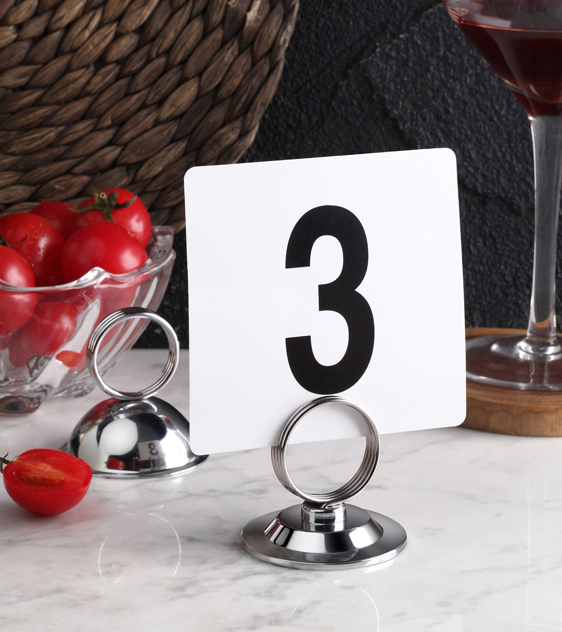 New Star Foodservice 23367 diseño compacto portatarjetas para uso diario en eventos.