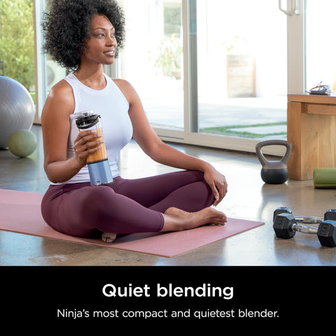 Ninja Blast capacidad de 22 oz para porciones extra.