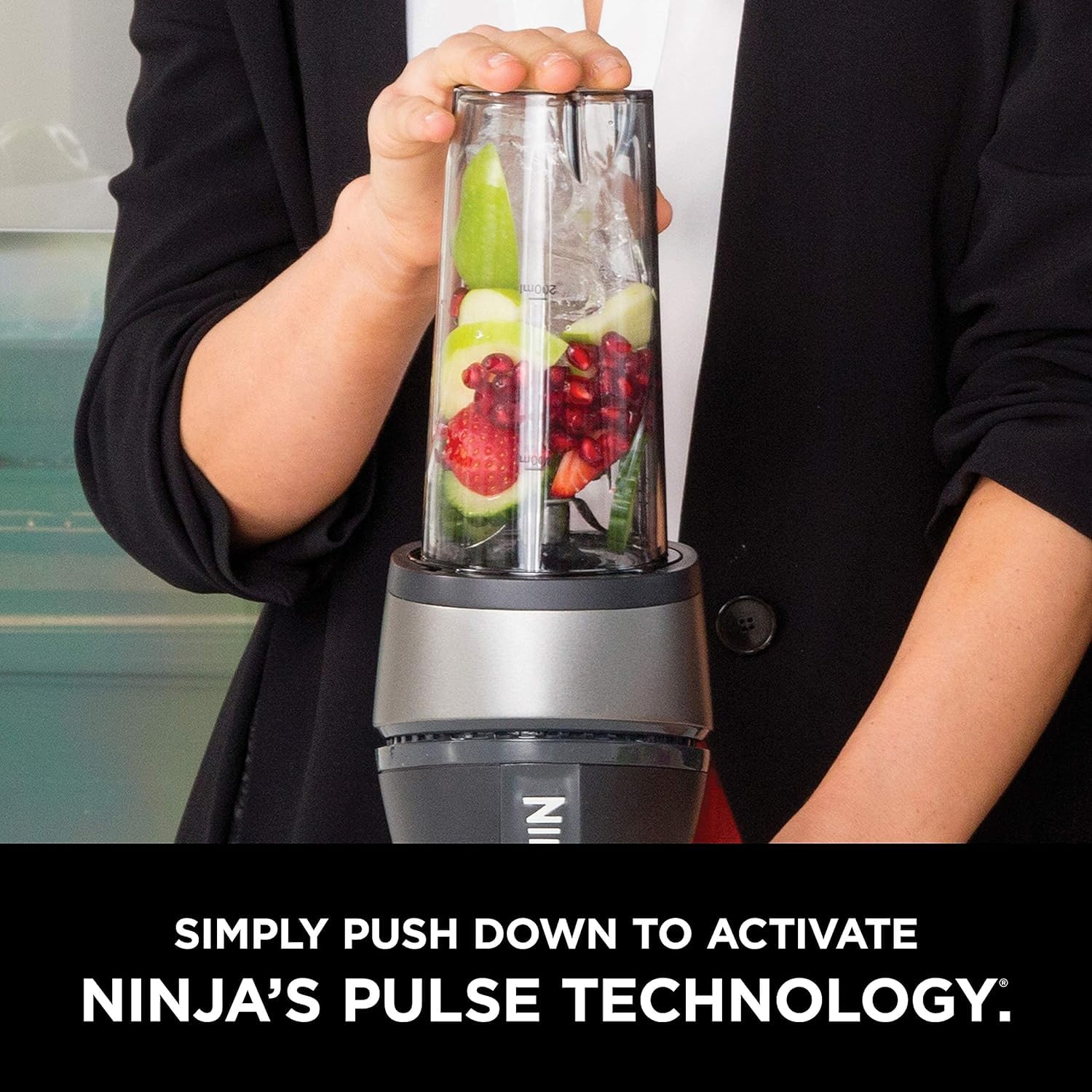 Copas Nutri Ninja de 16 oz con tapas para beber sobre la marcha.