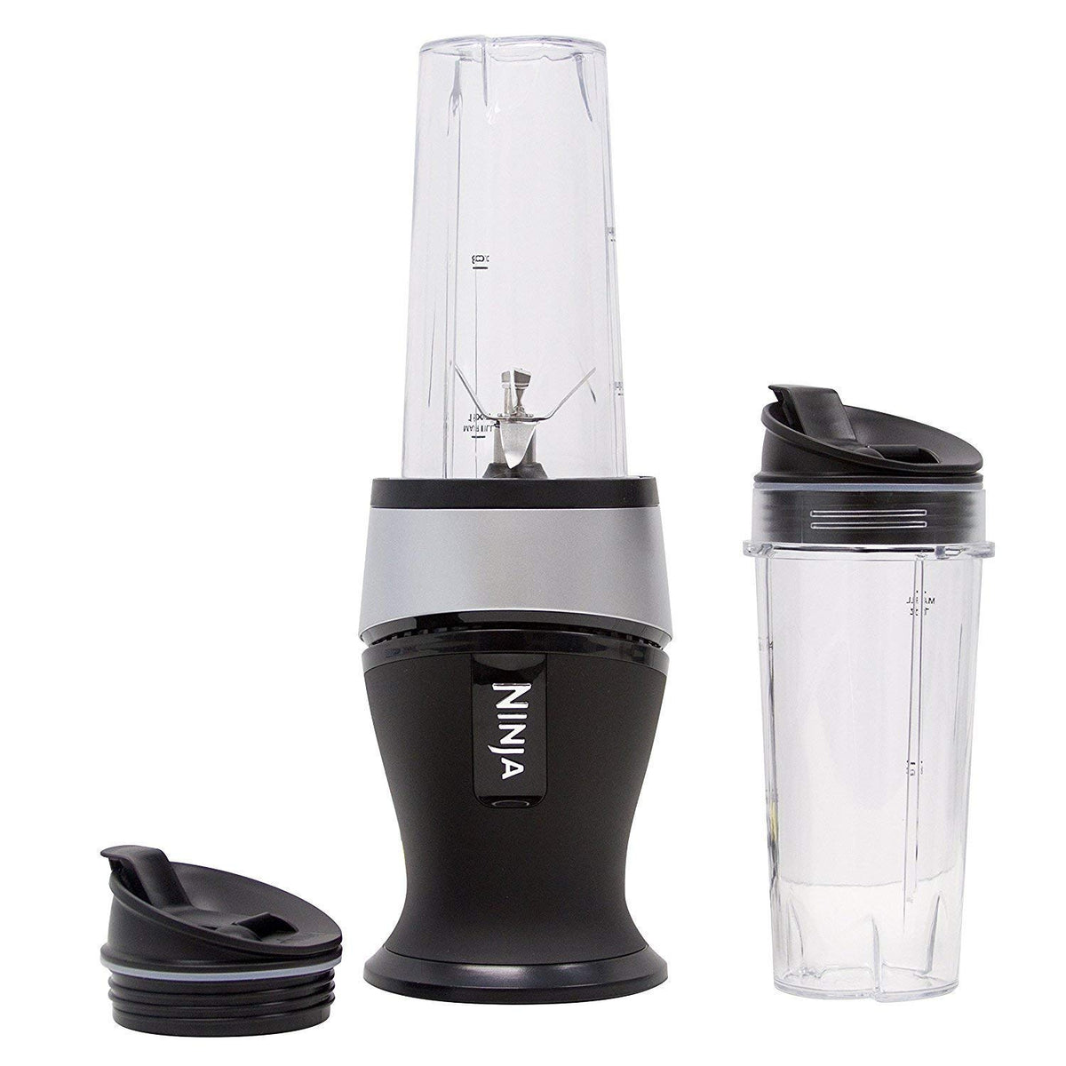 Licuadora Ninja Personal 700W, vista frontal; ideal para batidos rápidos.