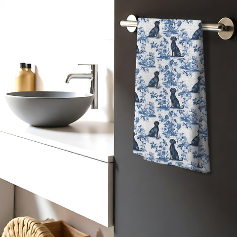 Toalla Nipil decorativa Labrador chinoiserie, ideal para baño o cocina, añade toque elegante.