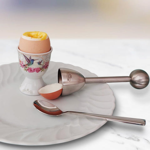 Detalle del mango de acero inoxidable NobleEgg, agarre cómodo y pulido.