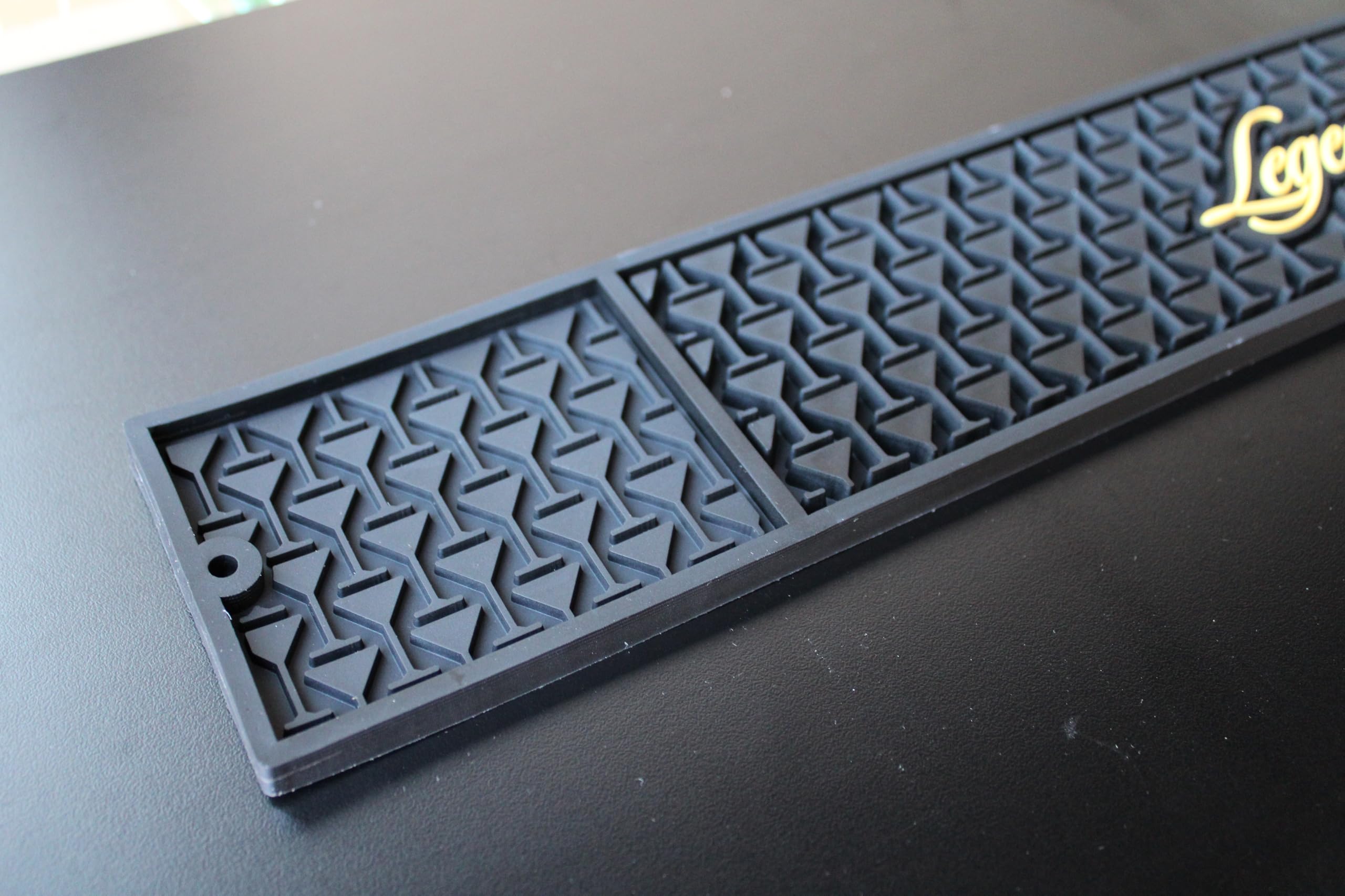 NobleSip Long Bar Mat Legendary Bar, extensión de 25 pulgadas para barras grandes.