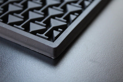 NobleSip Long Bar Mat Legendary Bar, mantenimiento sencillo con limpieza rápida.