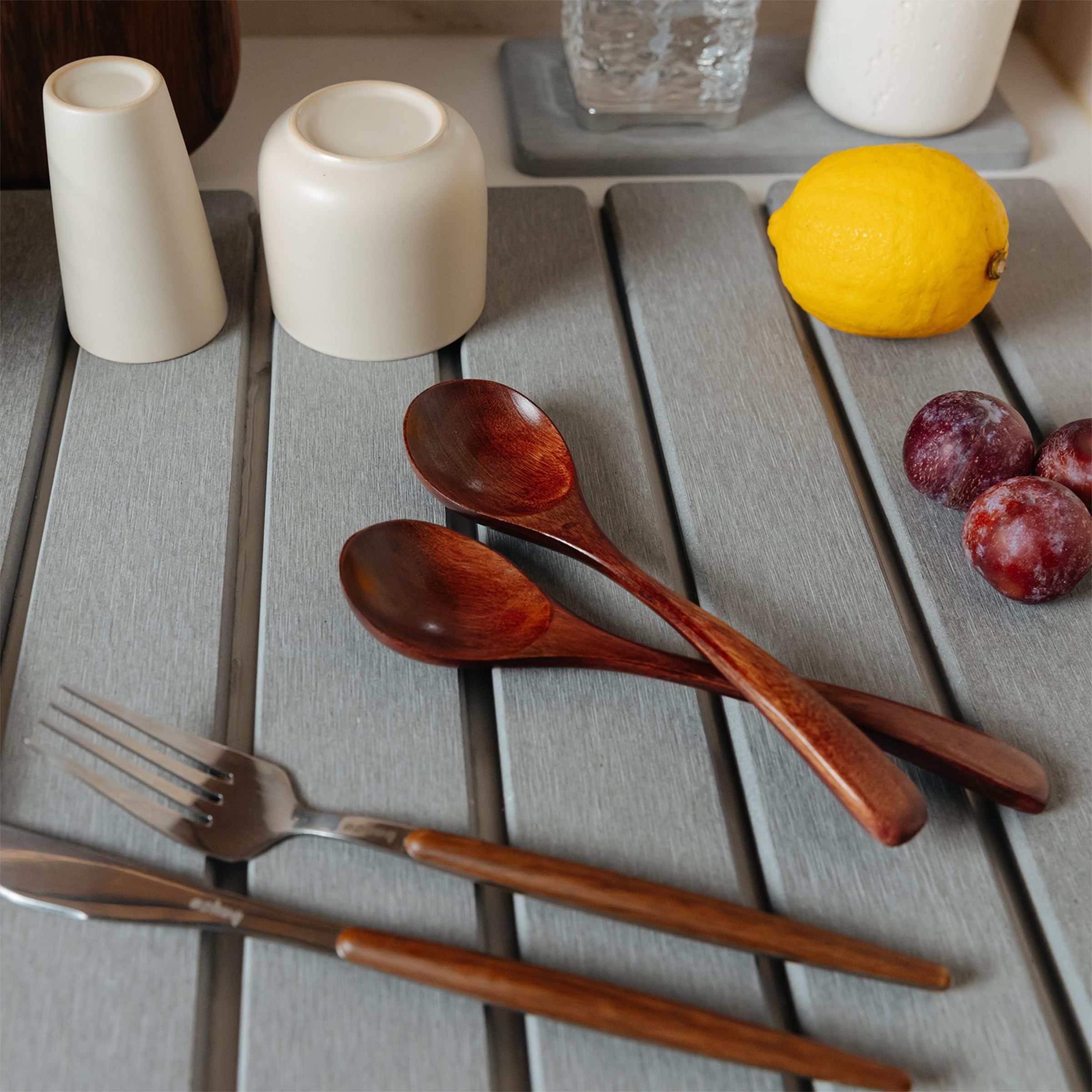 Estilo boho minimalista de Nookawoo para organizar sin perder estilo.